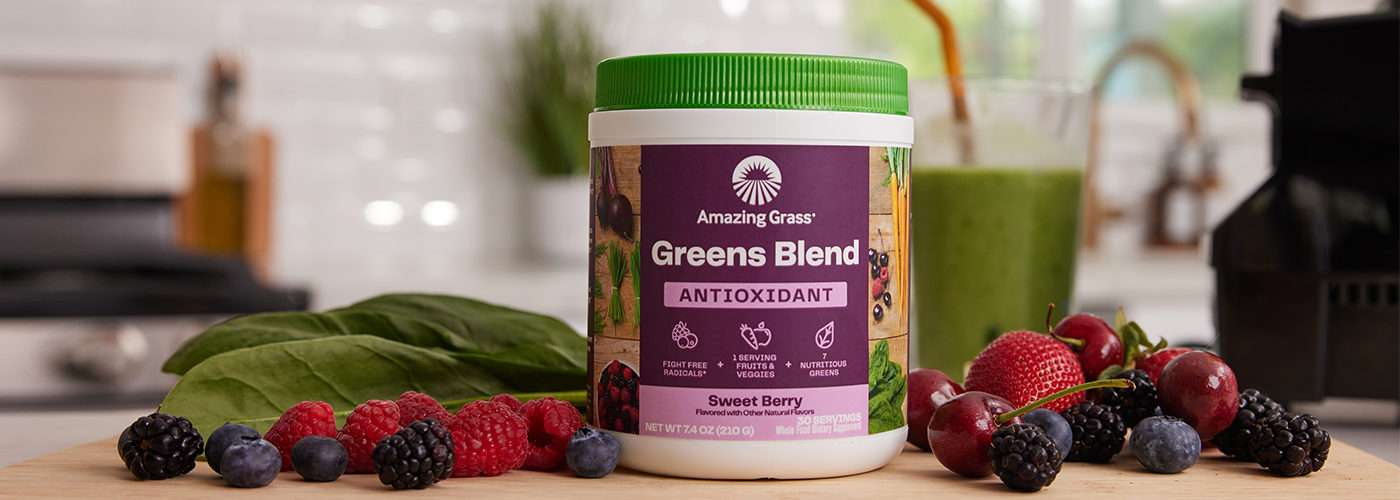 Amazing Grass Greens Blend Superfood: Super Greens Powder Smoothie Mix for  Boost Energy ,with Organic Spirulina, Chlorella, Beet Root Powder
